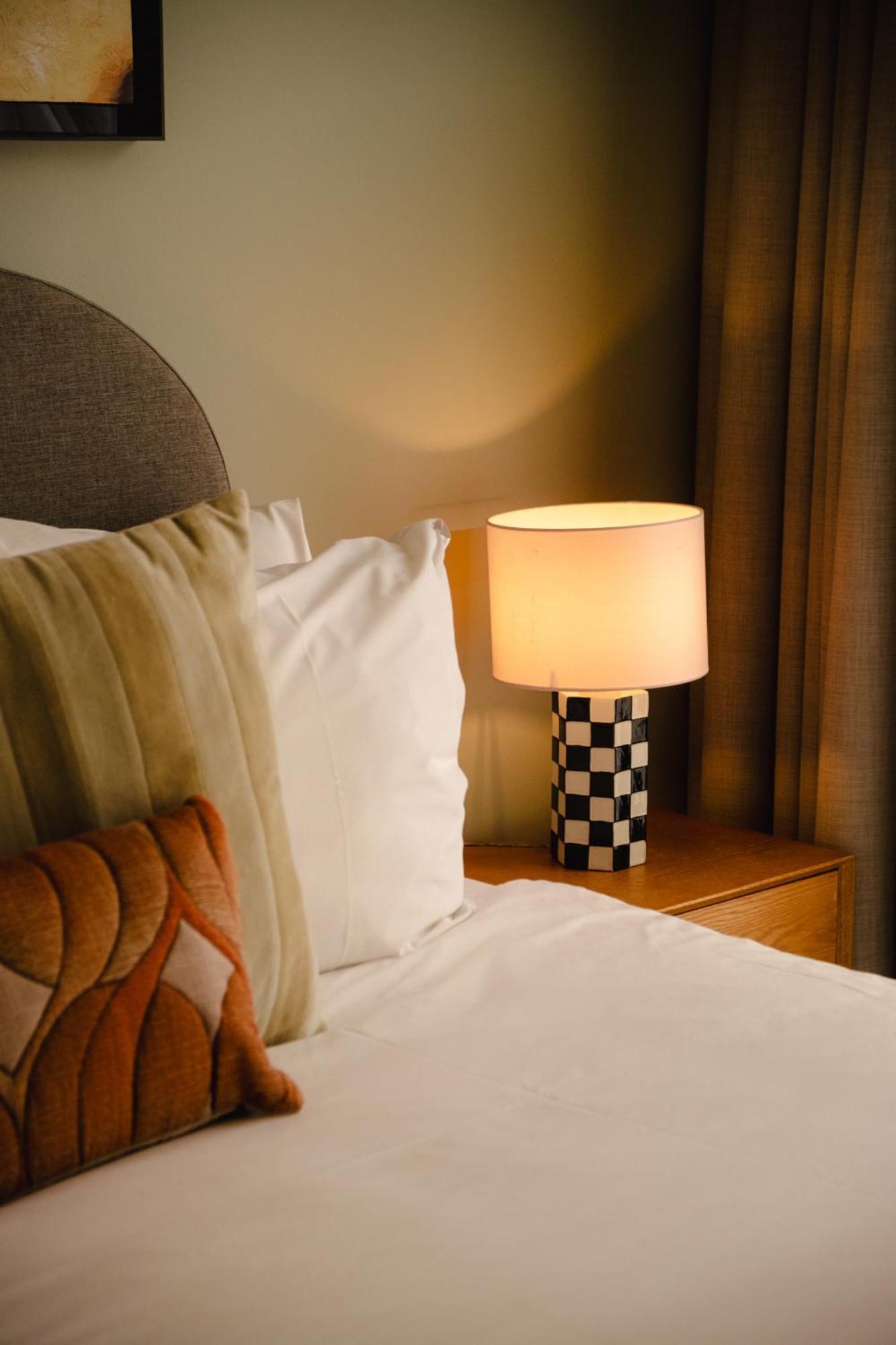 Finch Boutique Hotel, Downtown Девентер Экстерьер фото